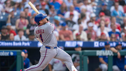 Francisco Alvarez homers twice as Mets beat Phillies 4-1 under smoky sky