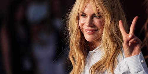 Nicole Kidman debuts shorter hair in photos from Italian getaway