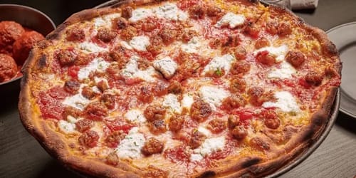 This under-the-radar pizza chain was just named the best in America