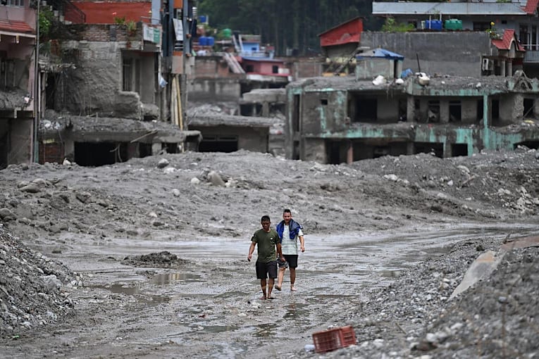 Nepal on high alert for fresh flooding as death toll rises past 800