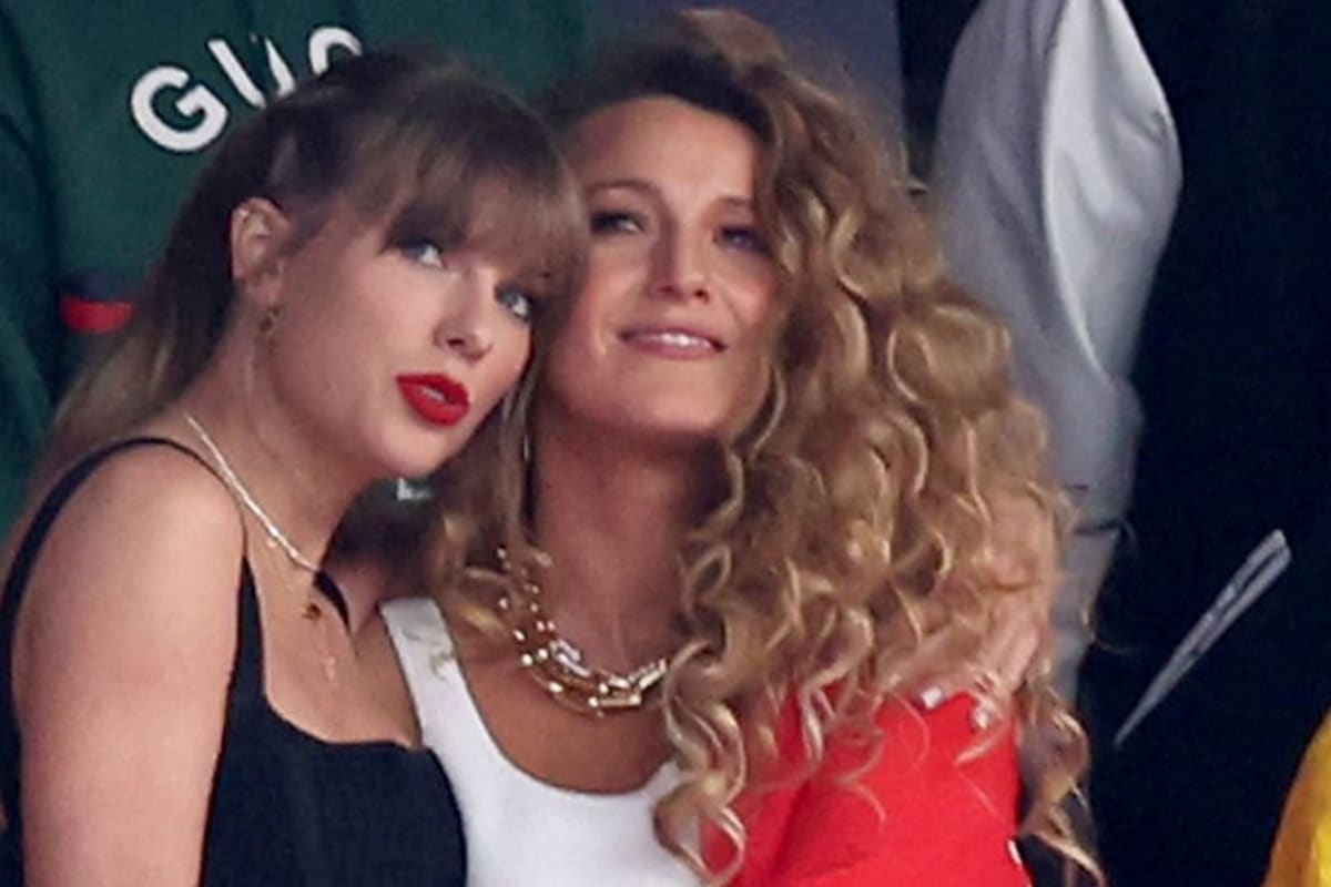 Raiders fan trolls Taylor Swift and Travis Kelce romance with crude sign