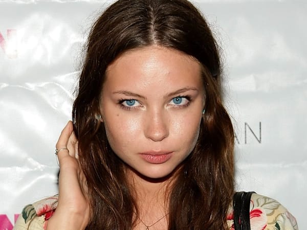 Former child star Daveigh Chase ‘drugged out of her mind’ in last years, mother says