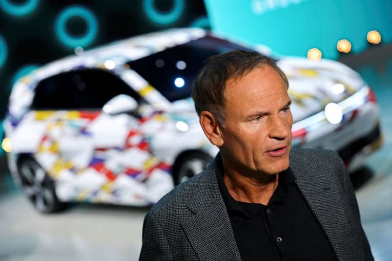 Volkswagen workers criticize board's communication