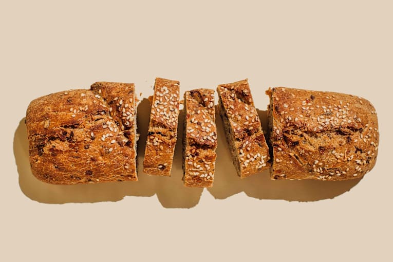 I&rsquo;m a dietitian&mdash;these are the 8 healthiest types of bread
