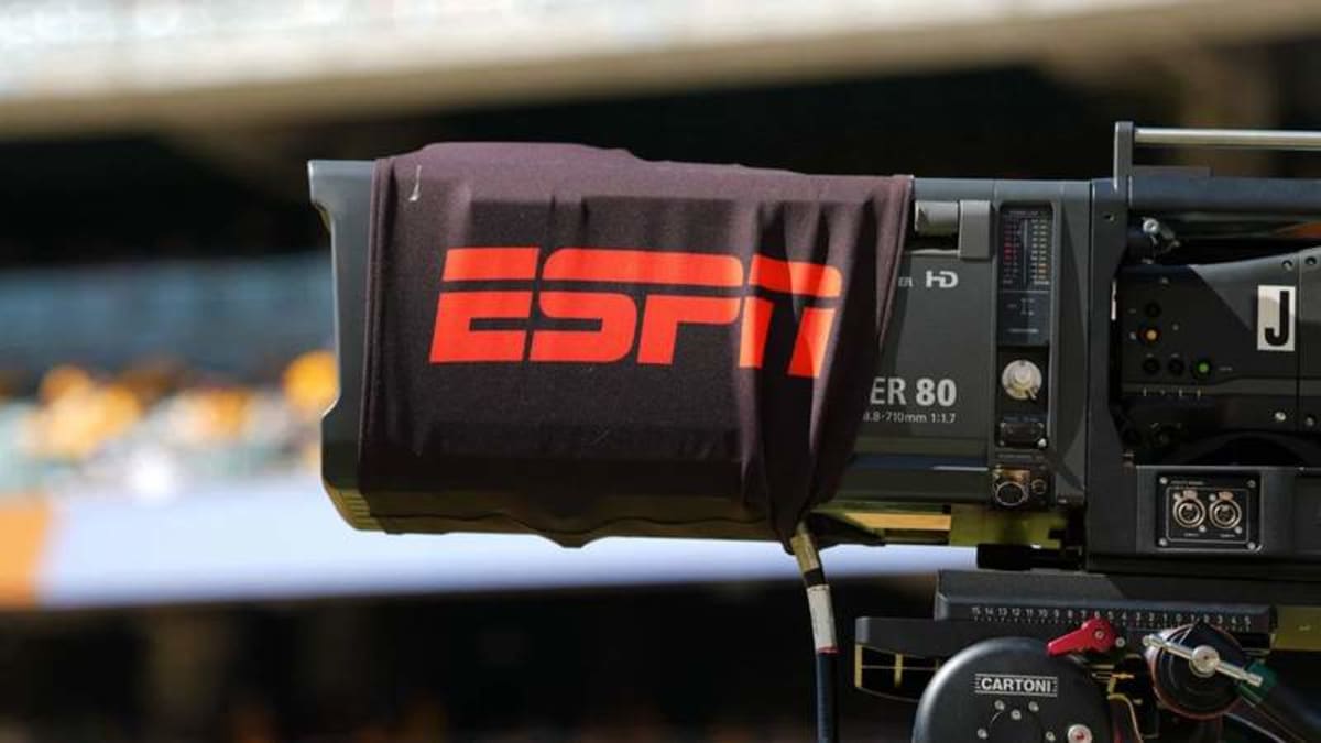 October 4, 2025, Waco, Texas, USA: An ESPN television camera seen during the first half of a college football game between the Baylor Bears and the Kansas State Wildcats on October 4, 2025 in Waco, Texas. Baylor won, 35-34. Waco USA – ZUMAc201 20251004_zap_c201_111 Copyright: xScottxColemanx ©Credits: Imago