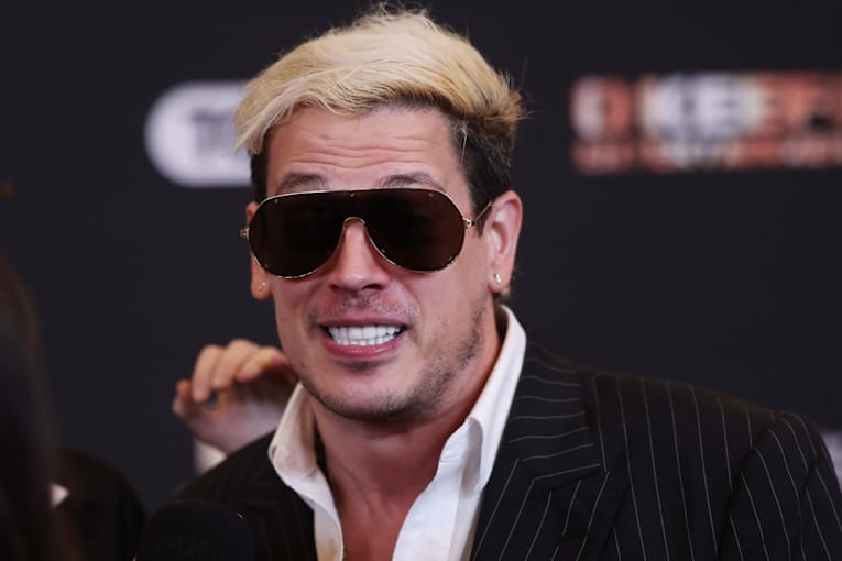 Controversial political commentator Milo Yiannopoulos detained by ICE, faces deportation from US