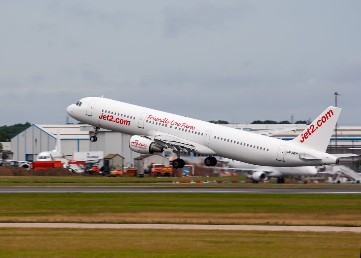 Jet2 now lets passengers drop off their baggage the night before their ...