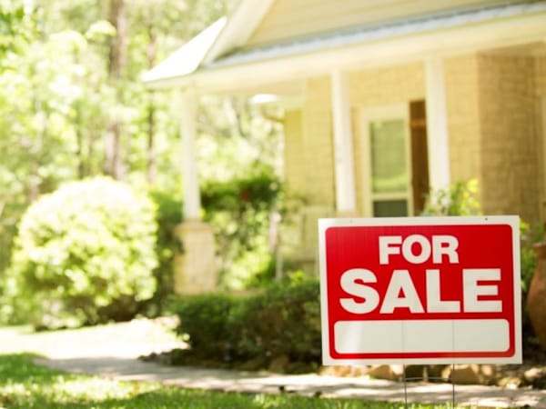 4 types of homes that are hard to sell