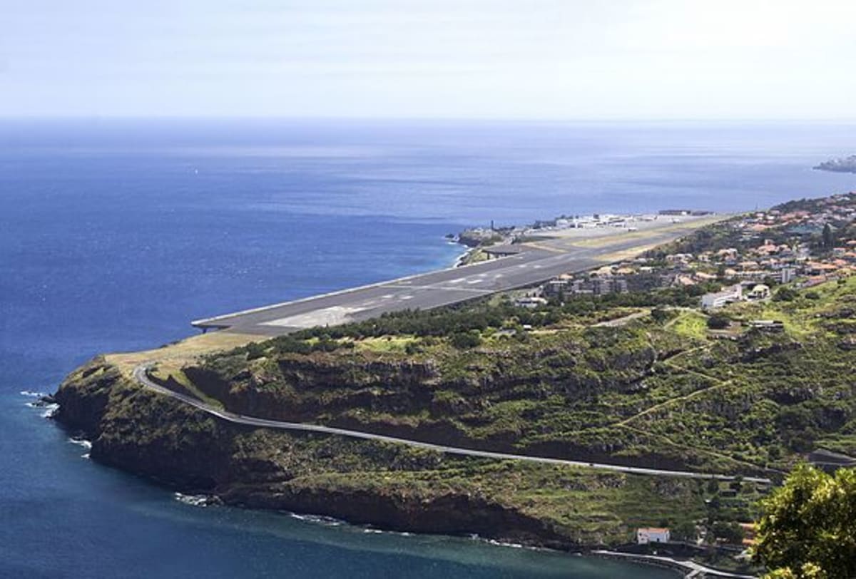 Was on flight to 'Europe's most terrifying runway' - 1 thing caught me off guard - AOL