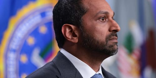 Patel cancels flight to visit girlfriend for last-minute White House meeting as frustrations mount: Report
