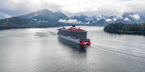 Cruise hairstylist arrested for allegedly molesting clients