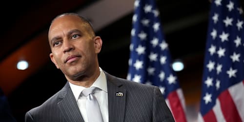 Backlash after Hakeem Jeffries holds a private meeting with Jared Kushner ahead of the midterms