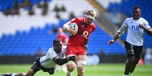 Jac Morgan double earns clinical Wales victory over Fiji in Nations Championship