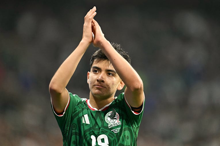 Mexico's young star Gilberto Mora graduates from high school days after World Cup exit