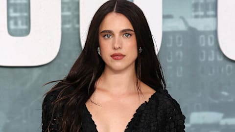Margaret Qualley Raises Eyebrows With Barefoot Shoes on Red Carpet