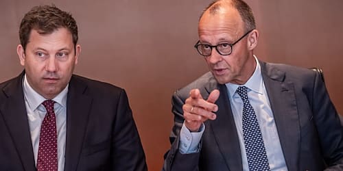Reformpaket sorgt für Streit: Merz verspricht Entlastung – Opposition zerreißt die Pläne