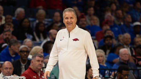 John Calipari calls out conference commissioners in pro-to-college debate