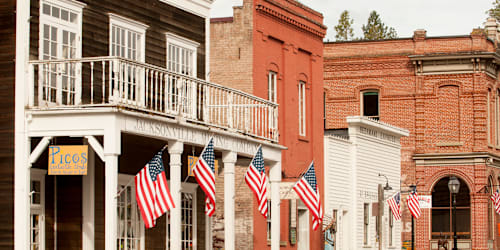 These are the 50 best small towns to retire in