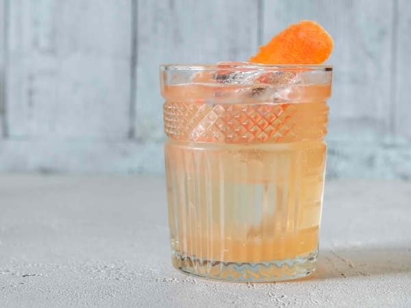 Branch water is the 4-ingredient Southern drink you’ll sip all summer