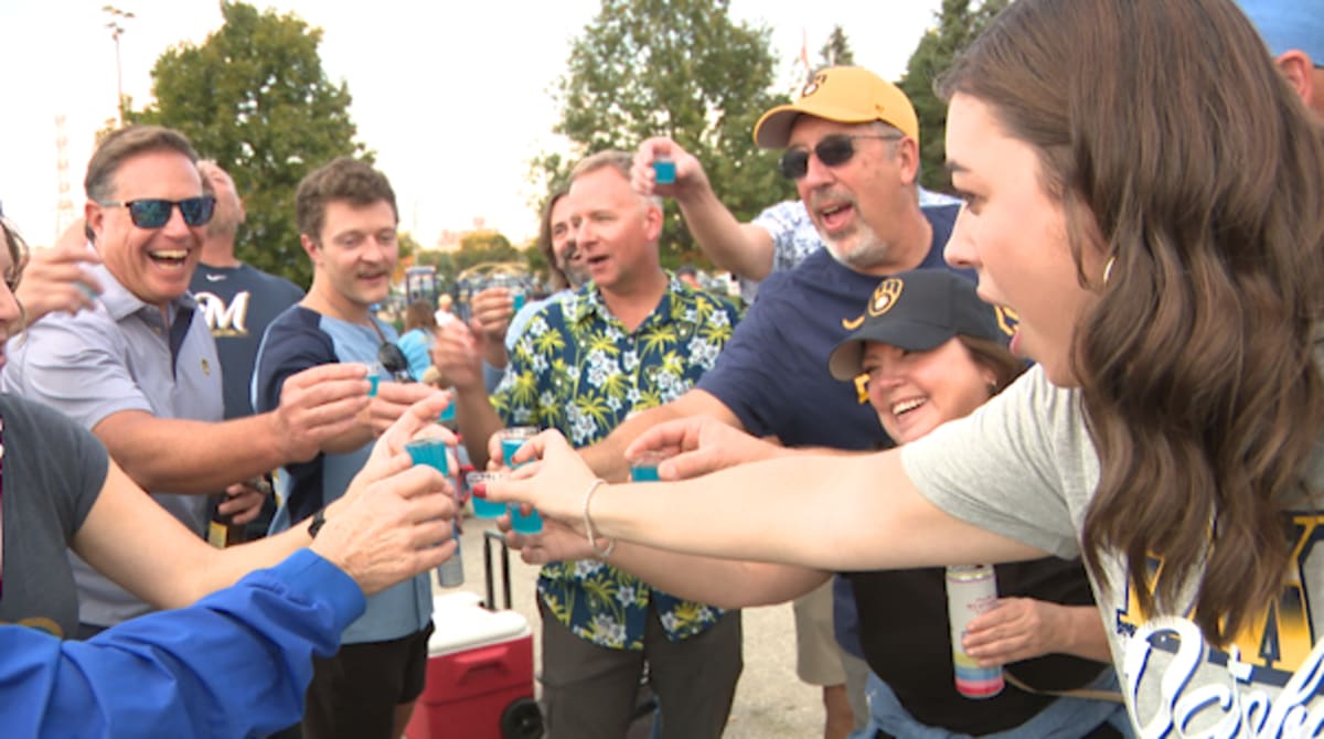 Brewer fans bringing generations of excitement to NLCS