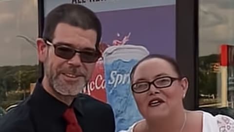 Ohio Couple who work at McDonald&rsquo;s have a Golden Arches wedding
