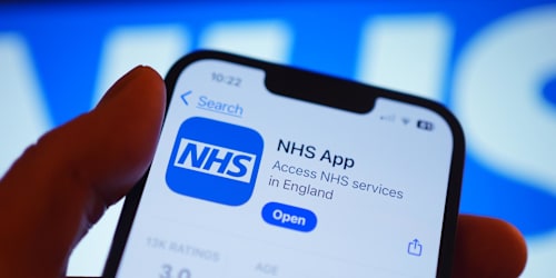 NHS to use AI on its app to direct patients to appropriate services