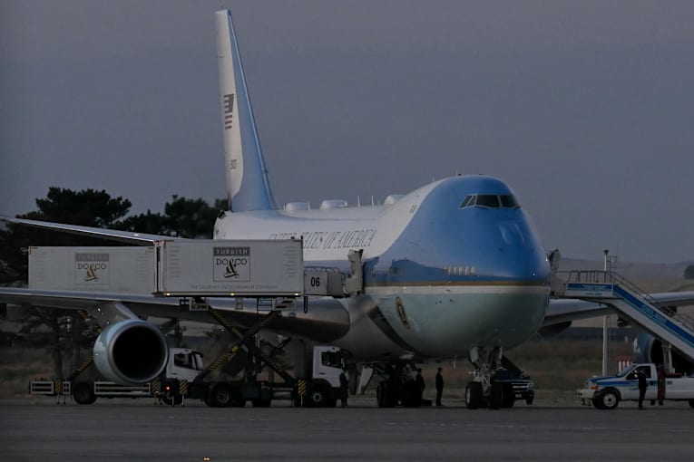 Trump secretly switched to different plane in Turkey amid Iran threat

