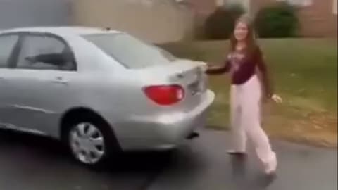 Girls reaction to getting her first car goes viral
