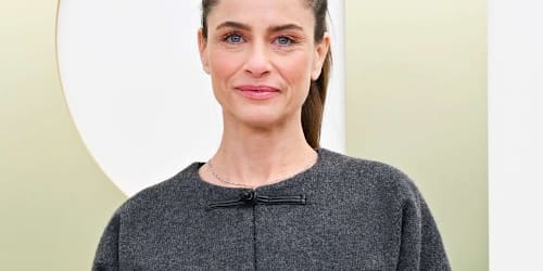 Amanda Peet reveals first ‘weird’ symptom she had months before breast cancer diagnosis