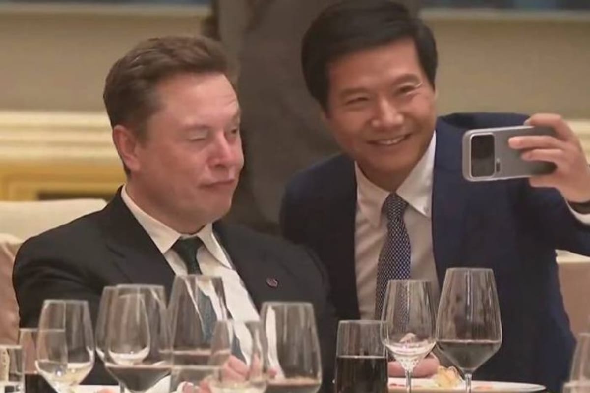 Elon Musk's erratic behavior at China state banquet sparks concern