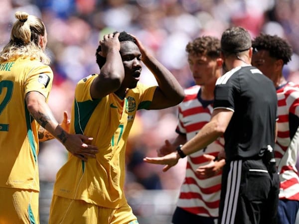 Australia World Cup star speaks out against referee after loss to USA as coaches complain