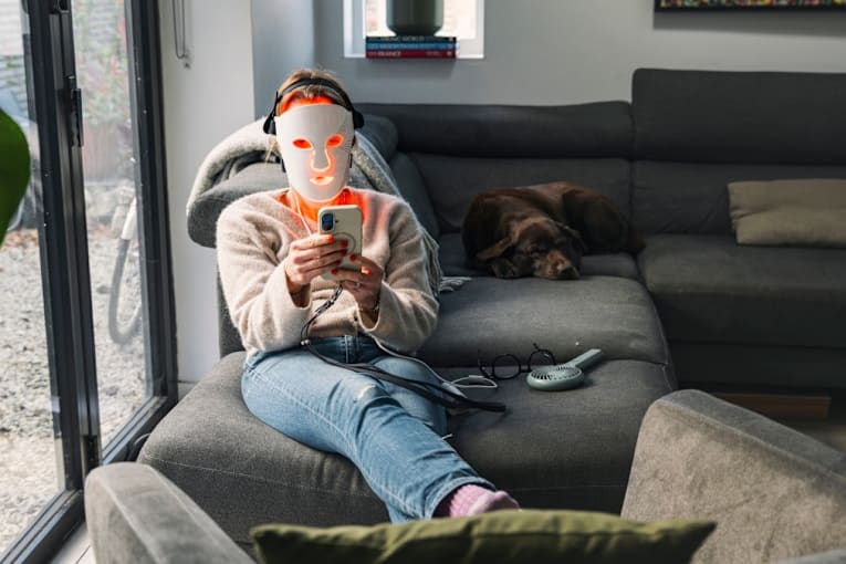 Red light therapy benefits for women over 50