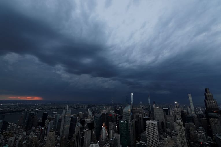 More than 373,000 US customers without power due to extreme weather
