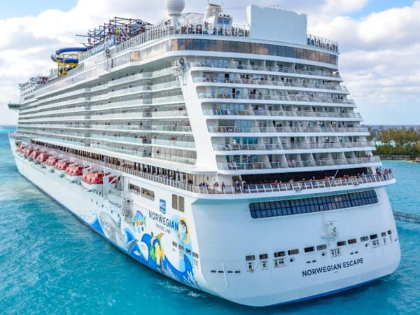10 types of people who shouldn't step foot on a cruise
