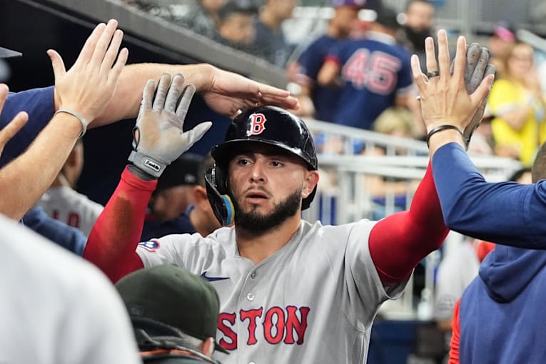 Anthony Seigler hits go-ahead triple in 9th and Red Sox beat Marlins 4-2