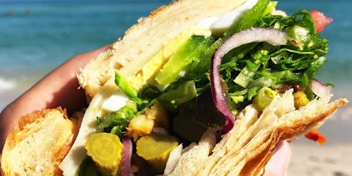 Making a beach sandwich? This simple trick keeps it from getting soggy