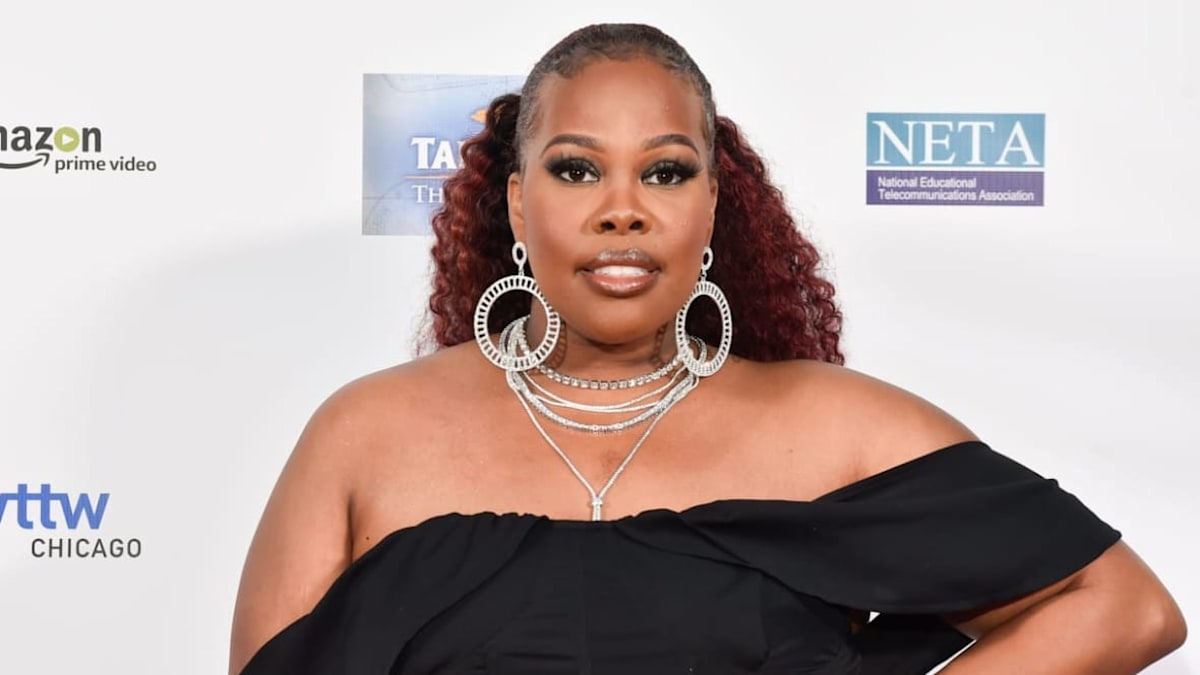 Amber Riley wins ‘The Masked Singer,’ revealed as the Harp - AOL