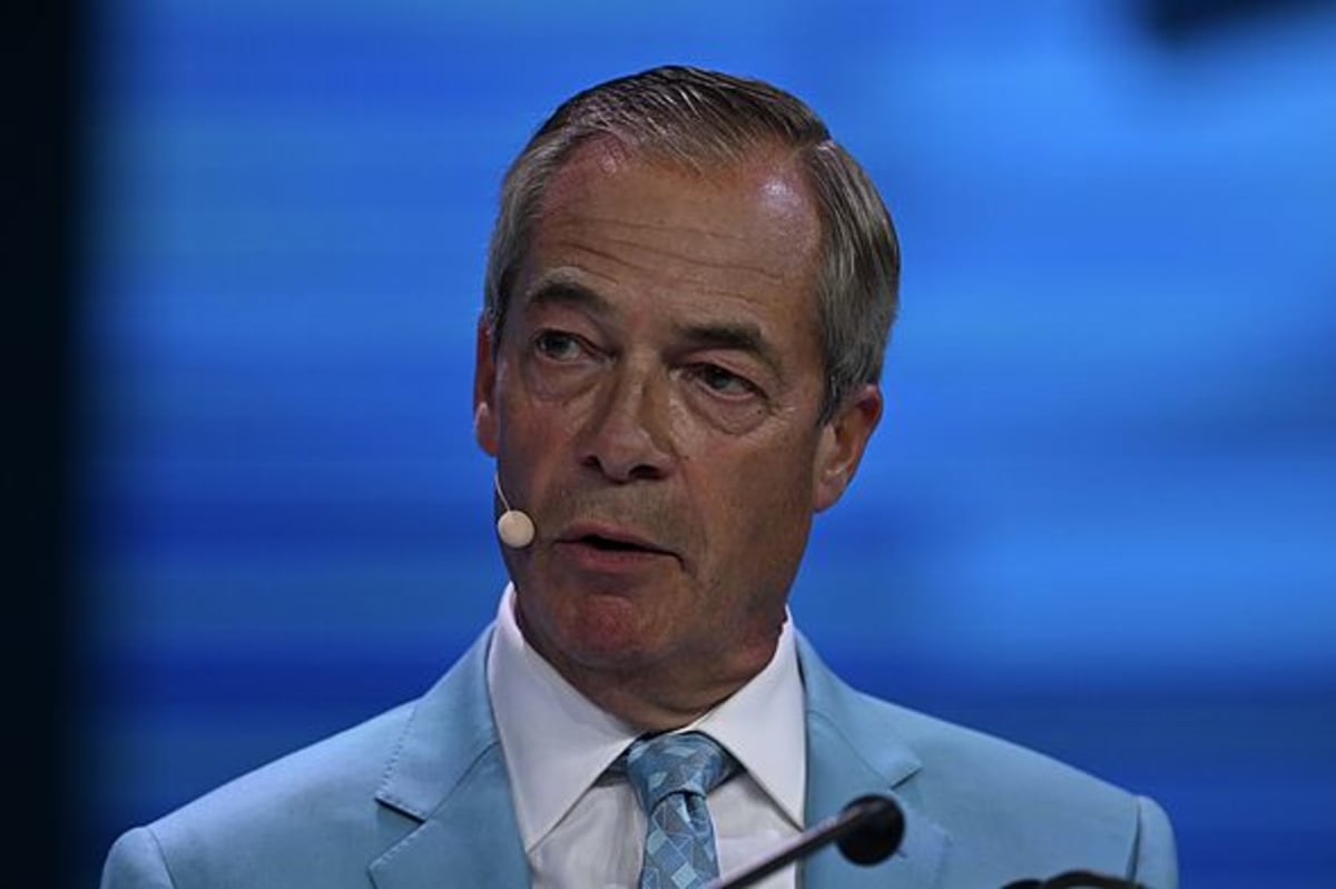 Reform UK proposes five-year asylum freeze and mass deportations