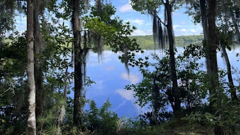 This little-known lake in South Carolina is absolutely stunning