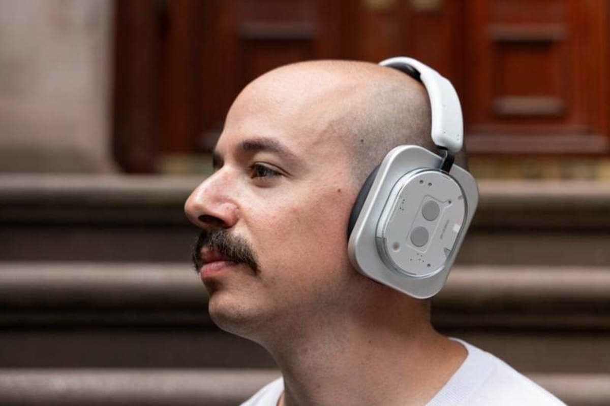 Nothing Headphone (1) Pro $399 Launch | Celebrity Influencer Strategy Drives Premium Audio Sales