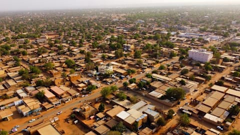 Mutinous soldiers attack airport, presidency in Niger capital