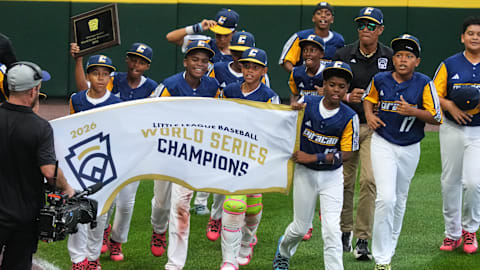Cura&ccedil;ao wins its 2nd Little League World Series, beating Nevada 11-2 behind De Windt and De Lanoi