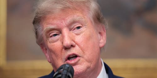 Trump's job approval is negative&nbsp;in all 50 states except these three