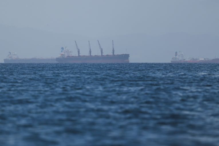 US nears deal to secure long-term access to Venezuela's oil reserves, sources say
