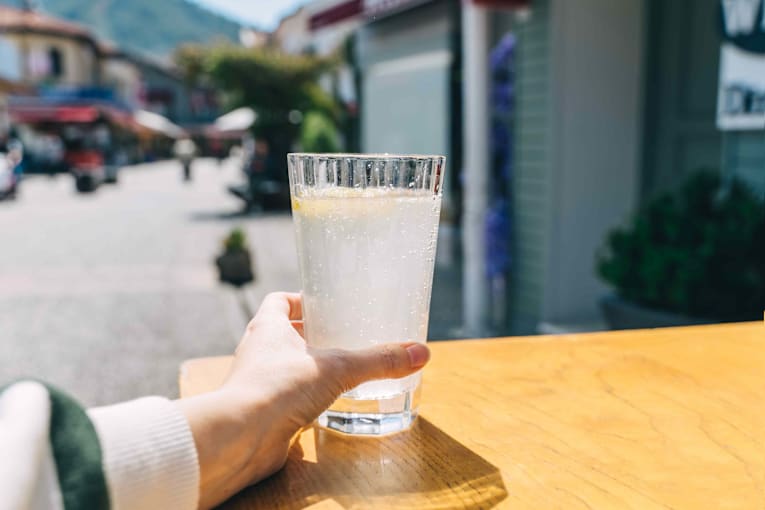 What sparkling water really does to your teeth, according to a new study