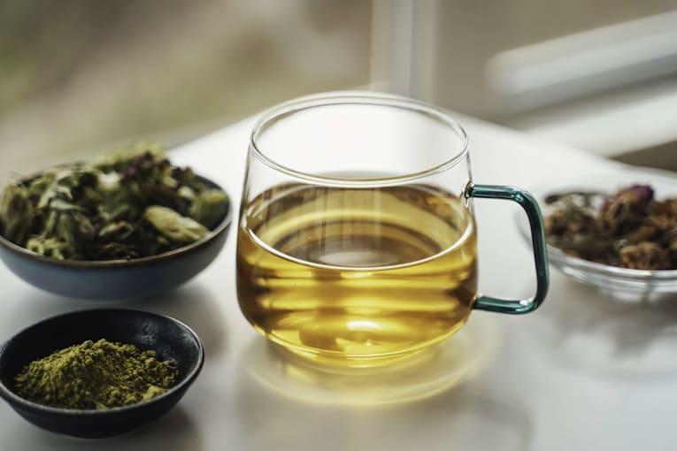 What happens to your liver when you drink green tea every day