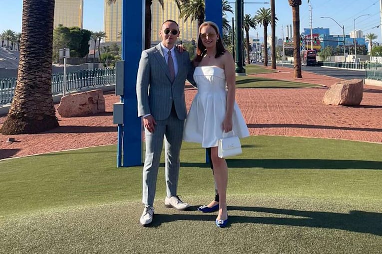 Couple who both survived cancer twice marry in Las Vegas after finding love while fundraising for disease