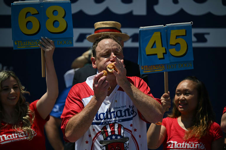 How much do Joey Chestnut, other eaters make at Nathan's hot dog contest?