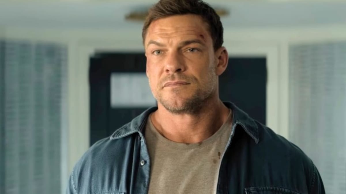 Reacher’s Alan Ritchson Makes His Feelings Clear on Losing No. 1 Prime ...