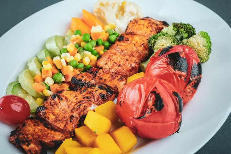 9 eating habits that may lower dementia risk by 30%